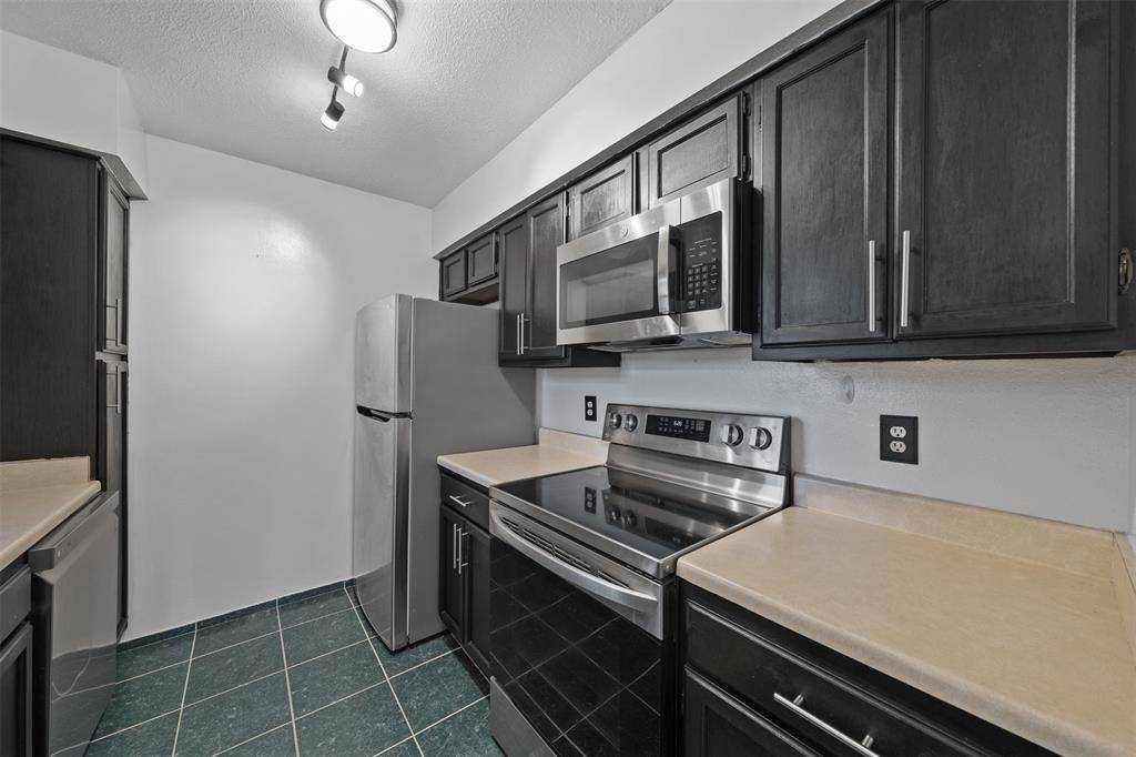 Houston, TX 77017,7313 Gulf FWY #1007