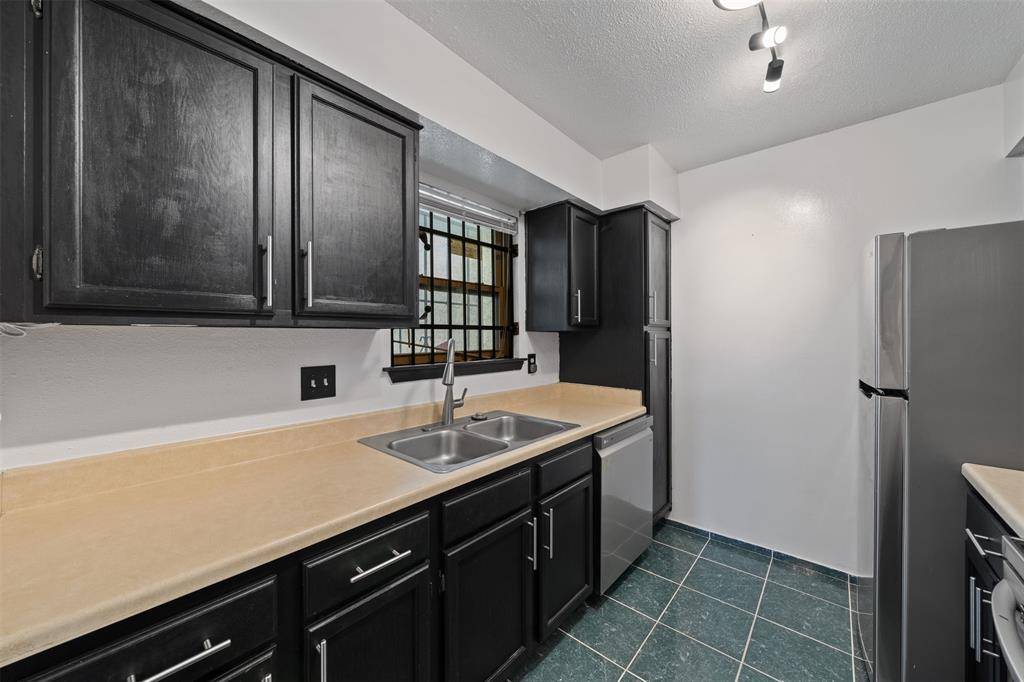 Houston, TX 77017,7313 Gulf FWY #1007