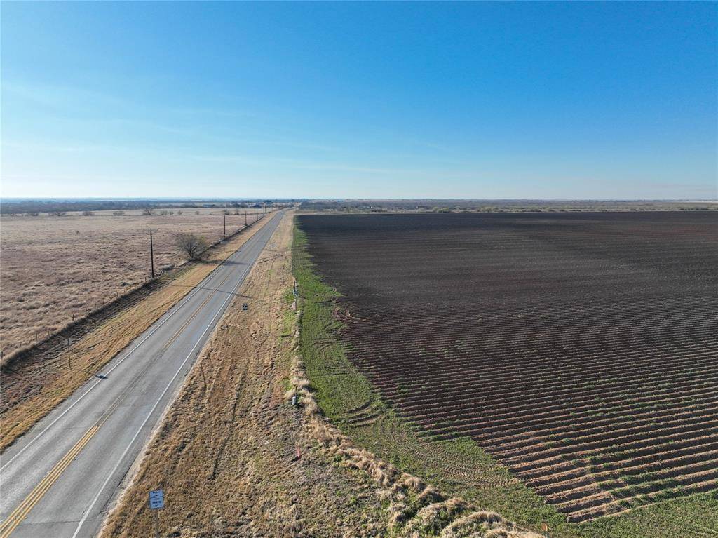 Floresville, TX 78114,Tract 16 County Rd 136