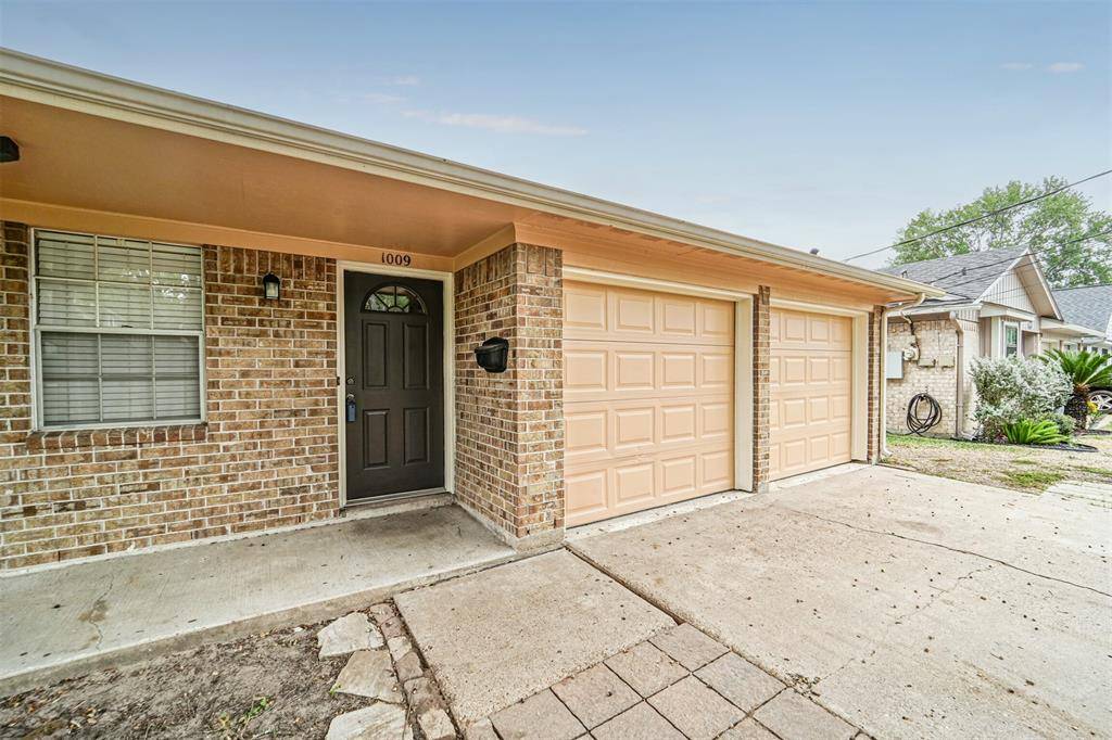 Deer Park, TX 77536,1009 Elm ST