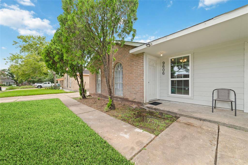 Houston, TX 77083,9606 Stockwell DR