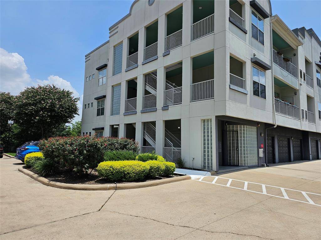 Houston, TX 77007,1441 East ST #311