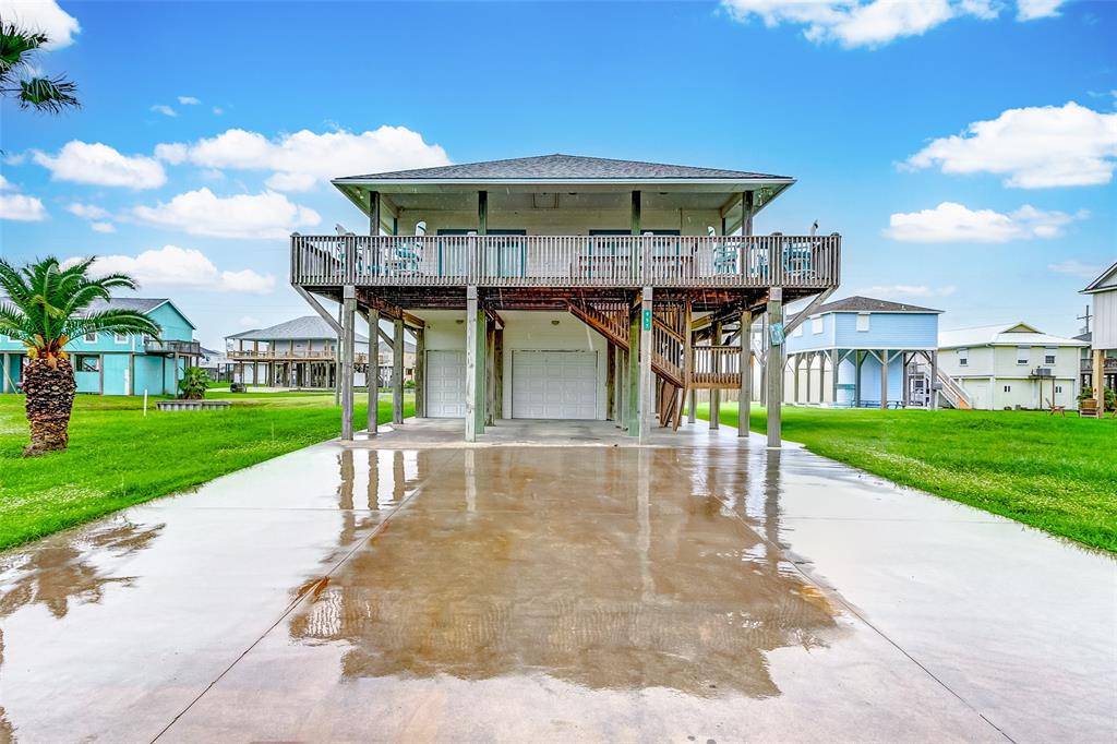 Crystal Beach, TX 77650,957 Raymond