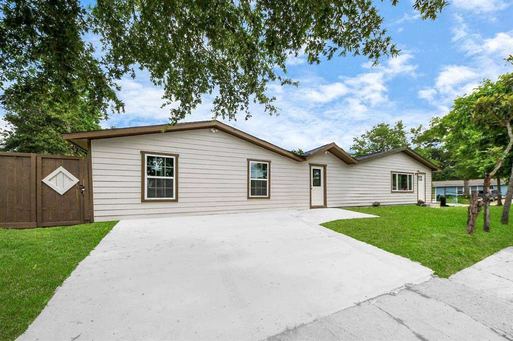 Houston, TX 77033,5903 Belneath ST