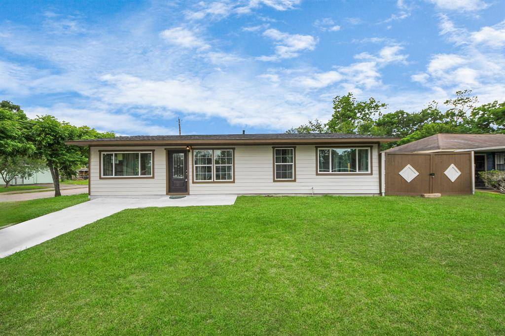 Houston, TX 77033,5903 Belneath ST