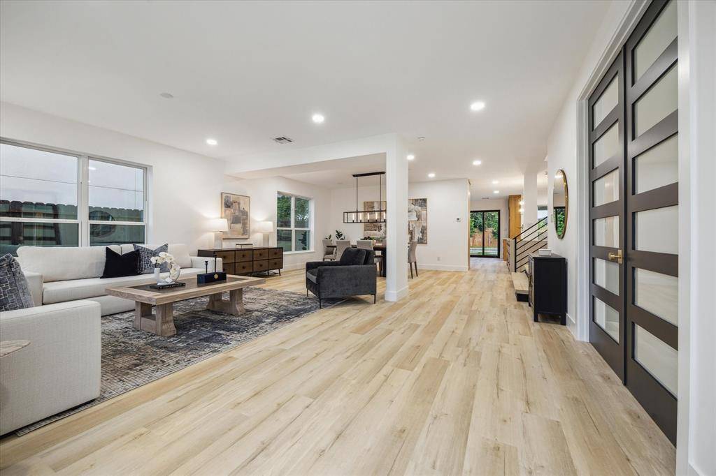Bellaire, TX 77401,5005 Chestnut ST