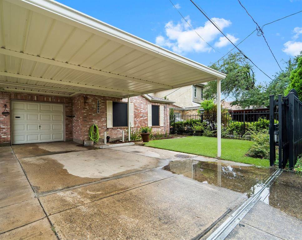 Houston, TX 77076,10922 Vista Norte CT