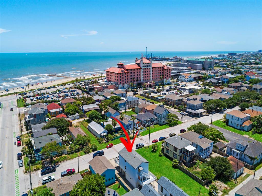 Galveston, TX 77550,1910 Avenue O 1/2