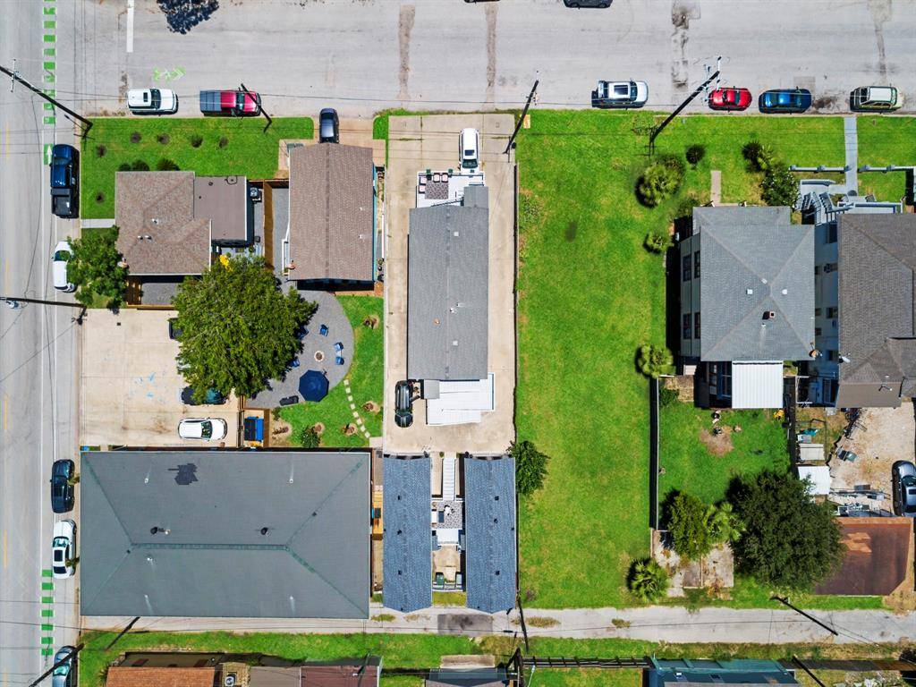 Galveston, TX 77550,1910 Avenue O 1/2