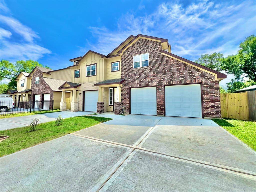 Houston, TX 77033,5602 Hirondel ST #A/B