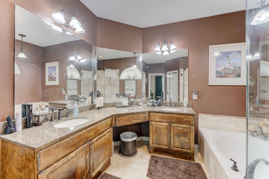 Sugar Land, TX 77479,515 Deer Hollow DR