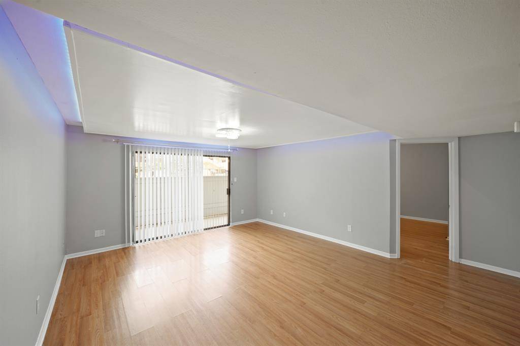 Houston, TX 77054,8517 Hearth DR #5