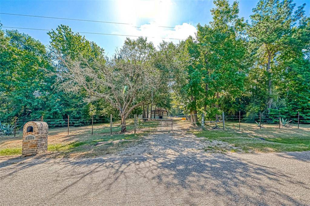 Willis, TX 77378,14572 Hasara Unit A and B LN