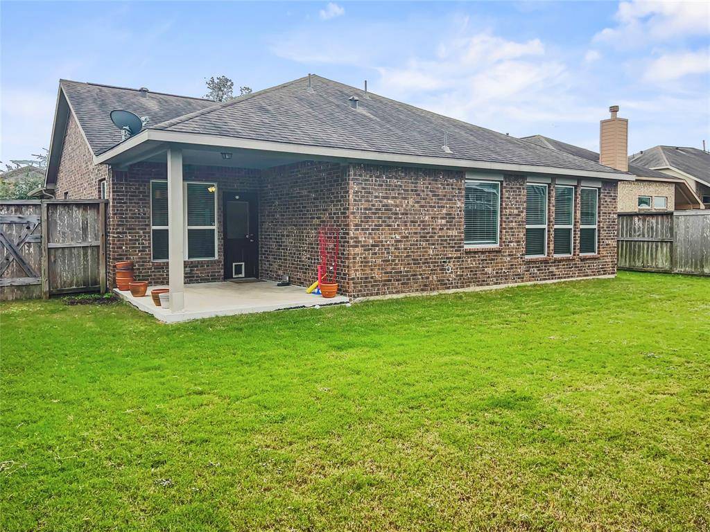 Clute, TX 77531,120 Meadow Ridge WAY