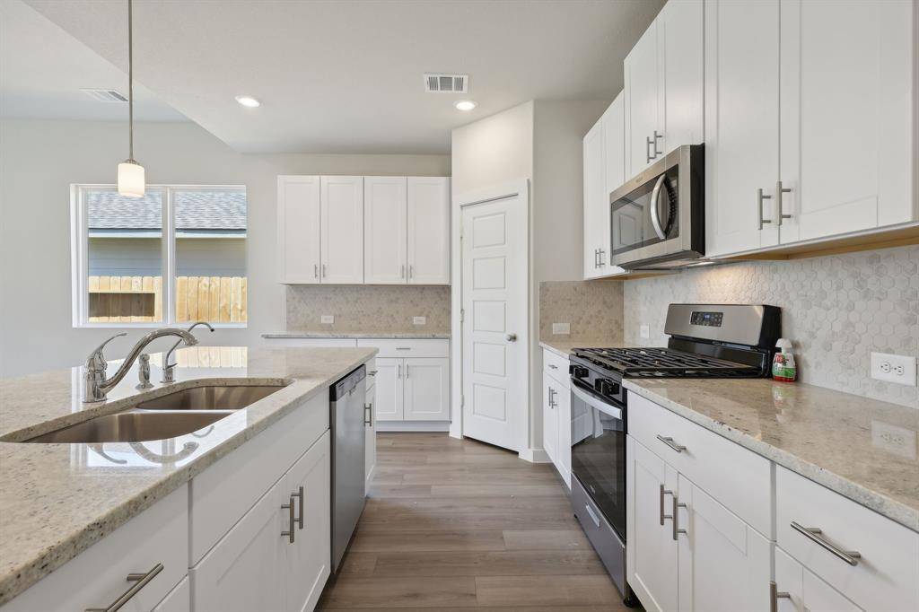 New Caney, TX 77357,18351 Landing Meadows LN