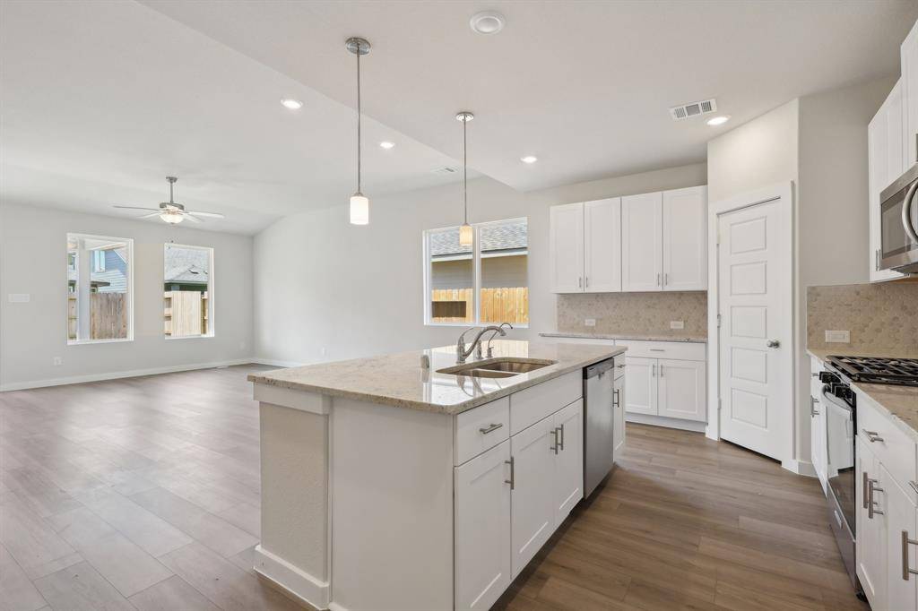 New Caney, TX 77357,18351 Landing Meadows LN