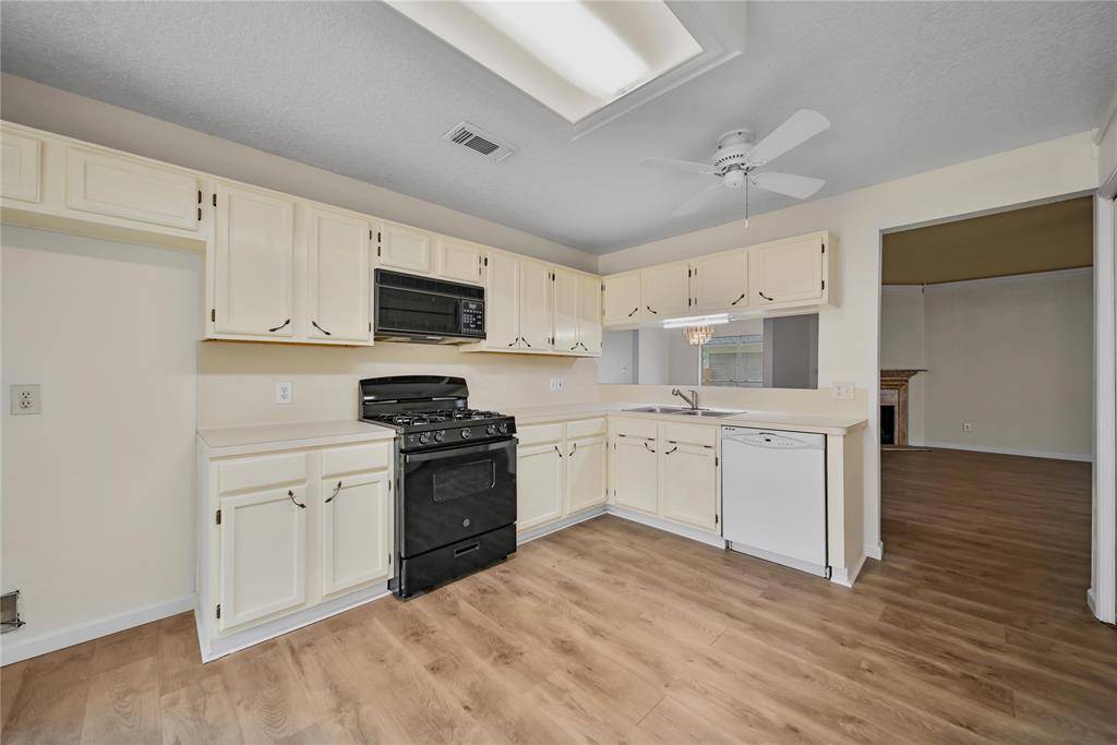 Katy, TX 77449,3030 Silver Cedar TRL