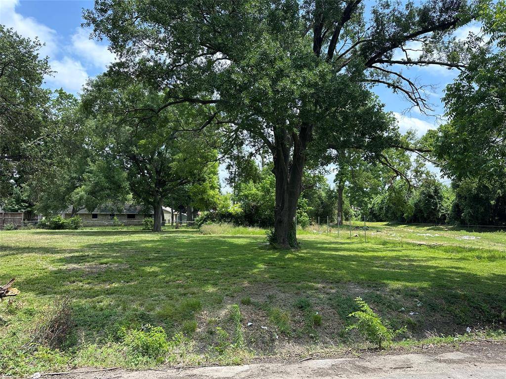 Houston, TX 77088,0 De Priest ST