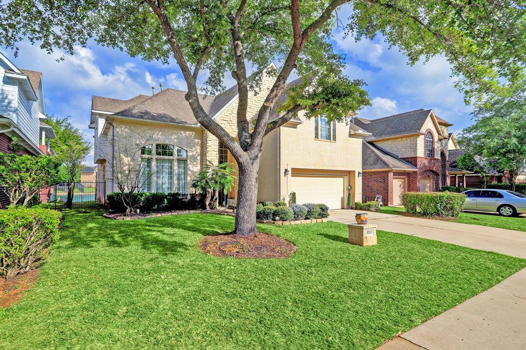 Sugar Land, TX 77479,5215 Weatherstone CIR