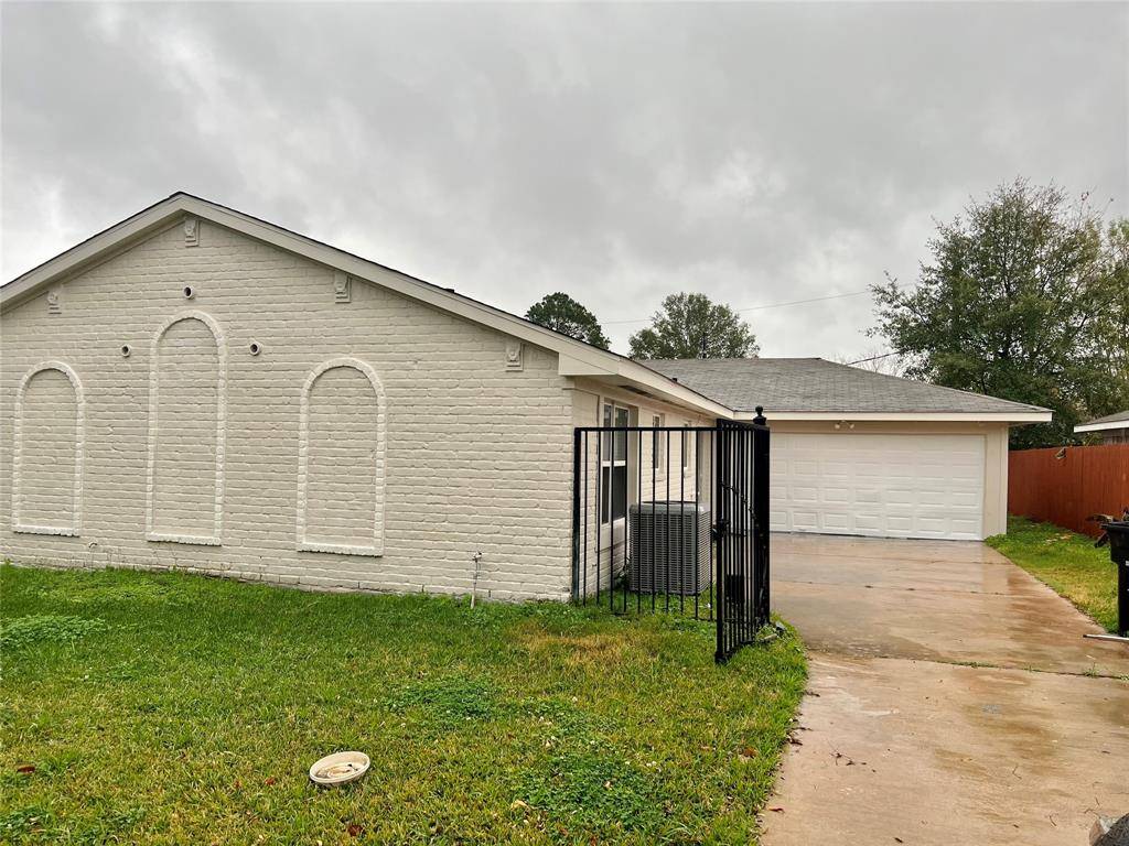 Houston, TX 77072,11431 Sandstone ST