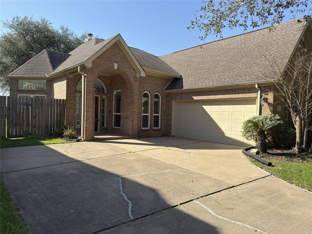 Sugar Land, TX 77479,506 High Meadows DR