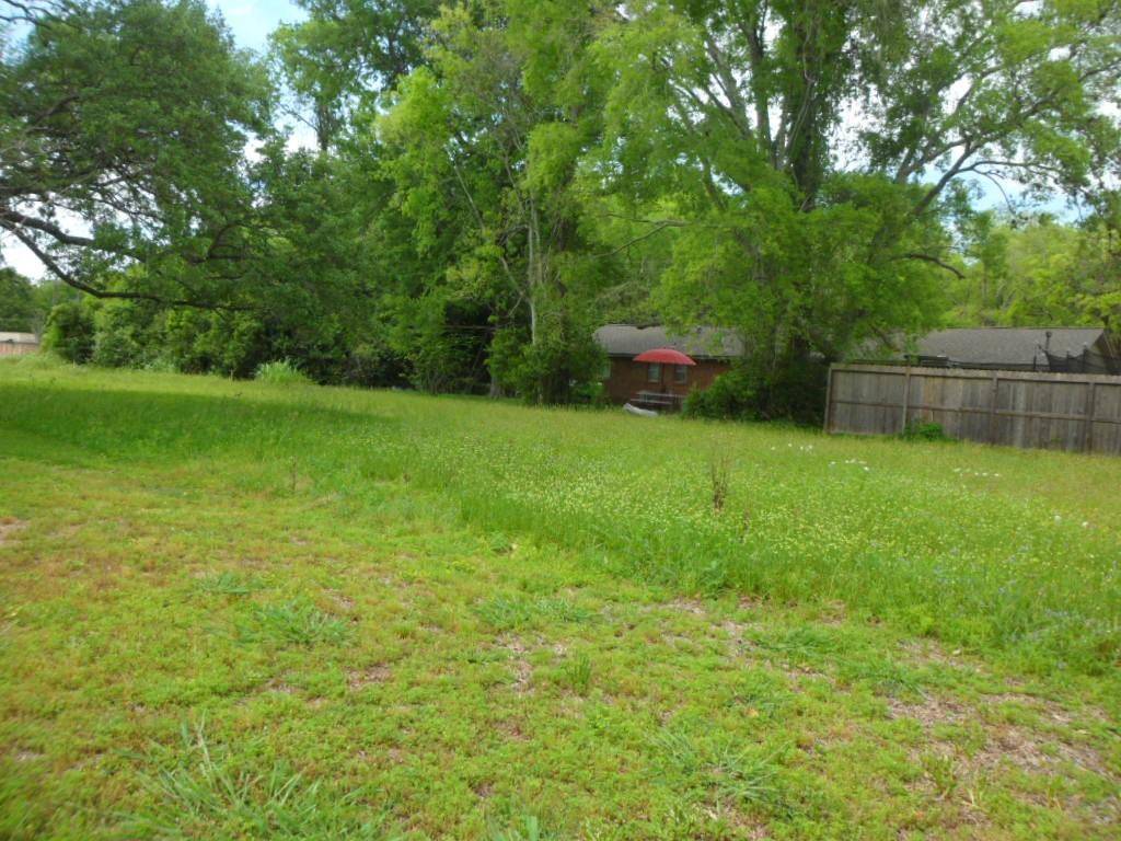 Liberty, TX 77575,000 Jarrett ST