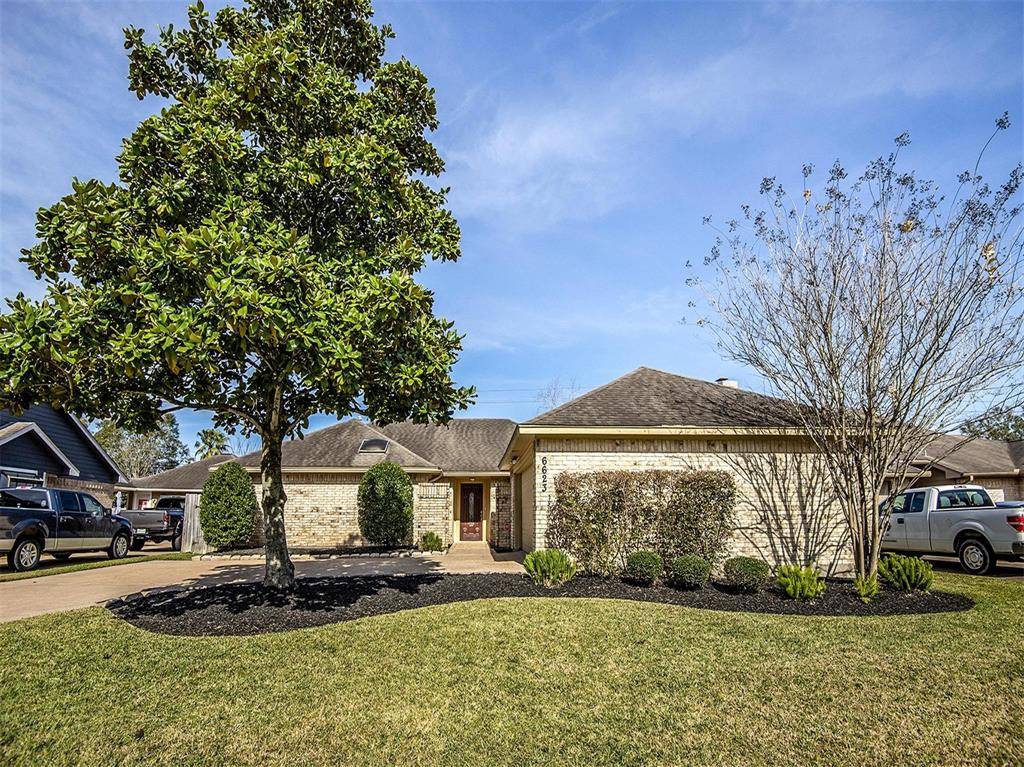 Pasadena, TX 77505,6623 Gleneagles DR