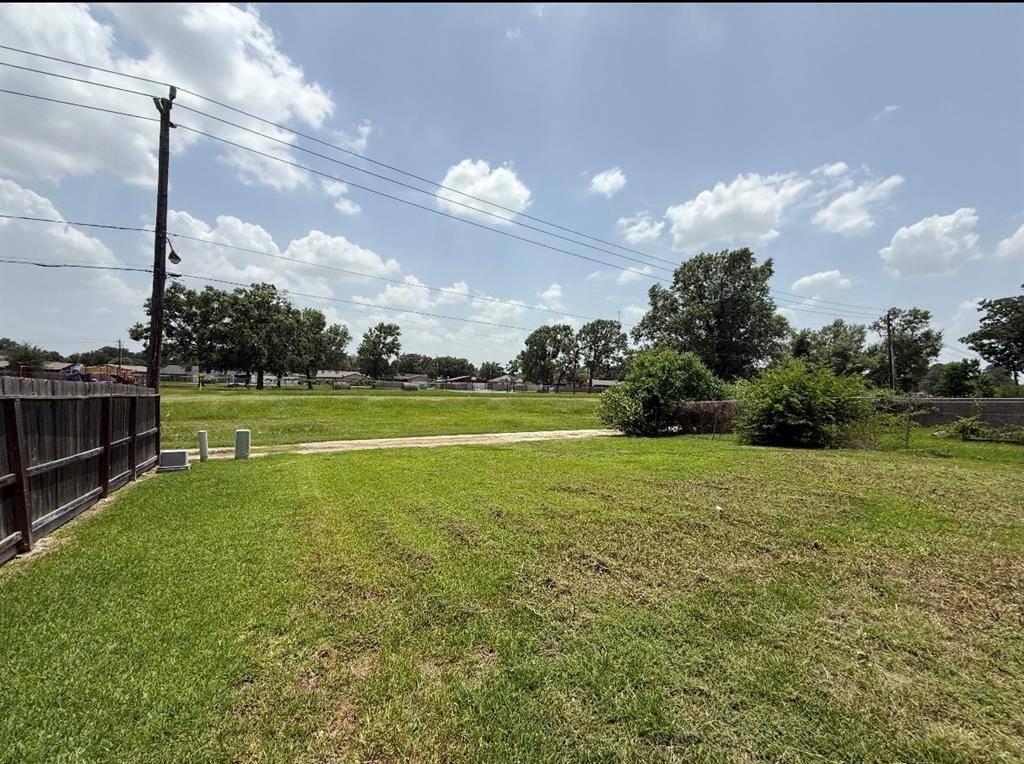Houston, TX 77049,14138 Dartwood DR