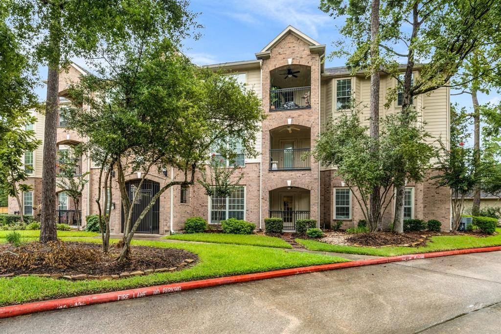 The Woodlands, TX 77382,6607 Lake Woodlands DR #512