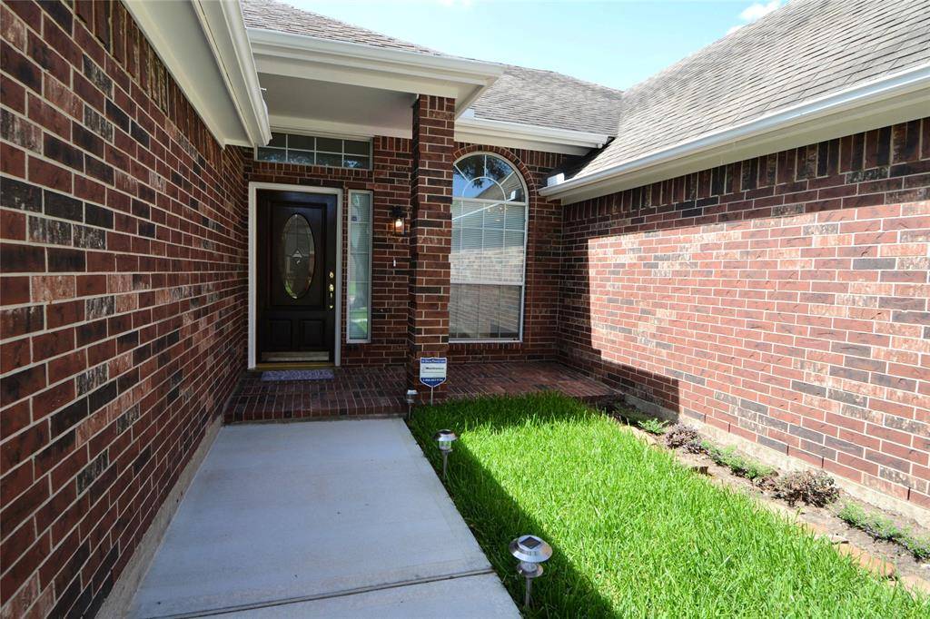 Stafford, TX 77477,12118 Green Trails DR