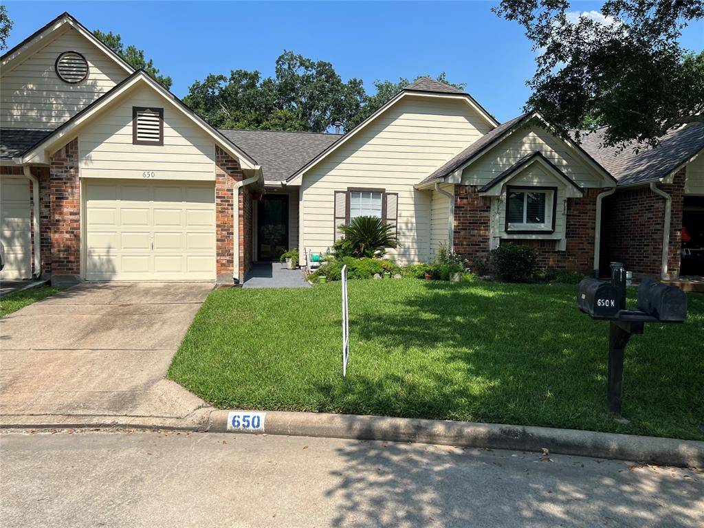 Pearland, TX 77584,650 W Country Grove CIR