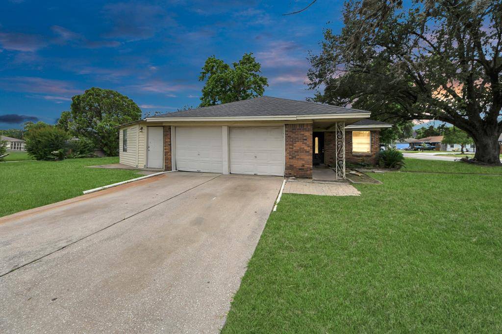 Pasadena, TX 77502,1501 Sheridan RD