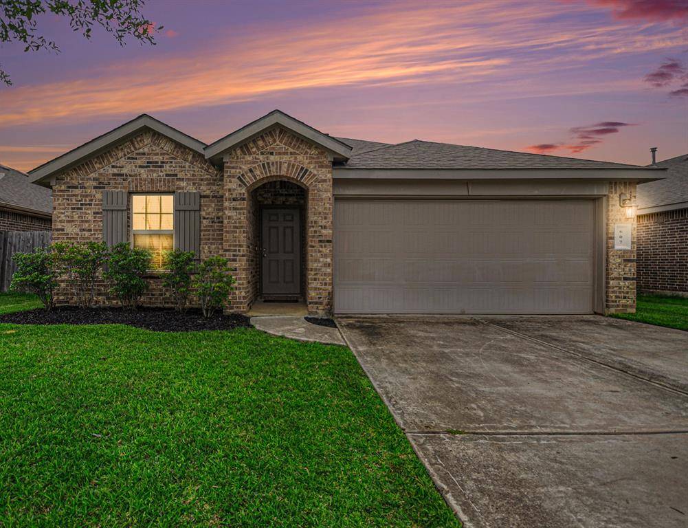 Rosharon, TX 77583,607 Harvest Bluff DR