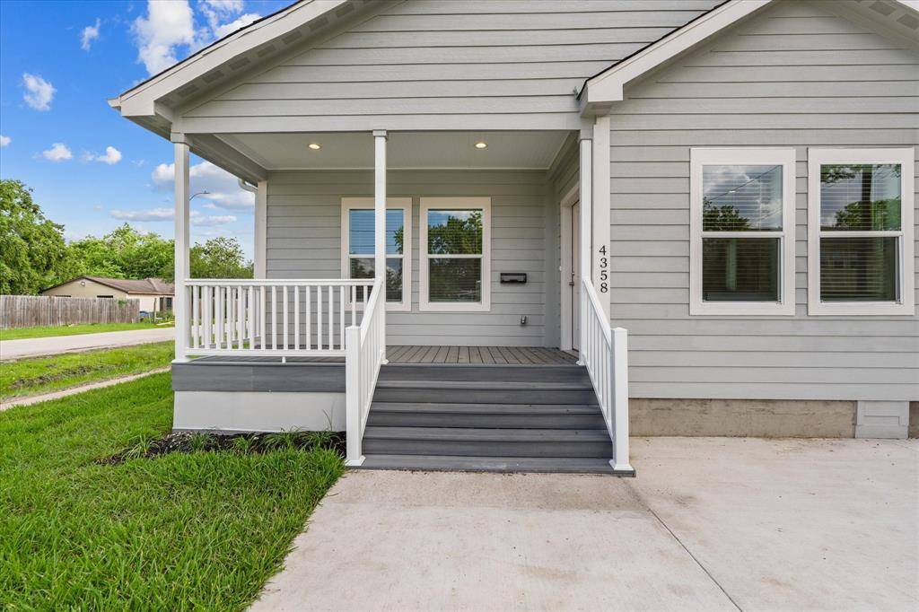 Houston, TX 77051,4358 Larkspur ST