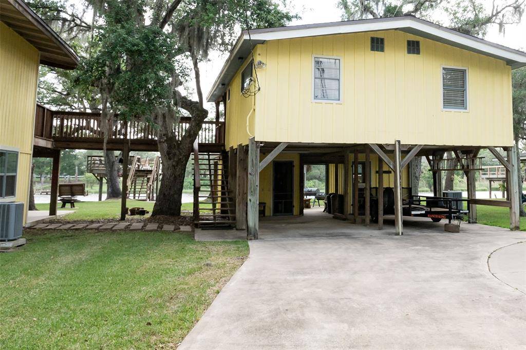 Brazoria, TX 77422,6674 County Road 659