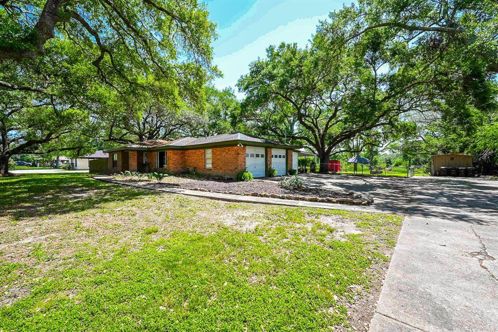 Alvin, TX 77511,1470 E South ST
