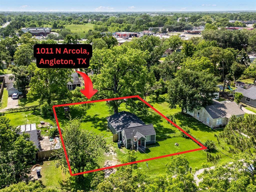 Angleton, TX 77515,1011 N Arcola ST