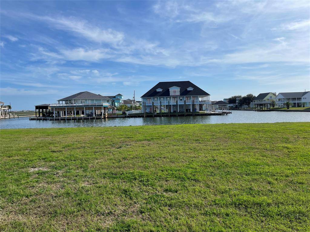 Crystal Beach, TX 77650,1283 Lagoon DR