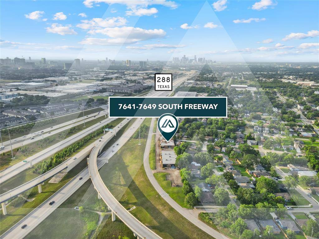 Houston, TX 77021,7641 - 7649 South Freeway