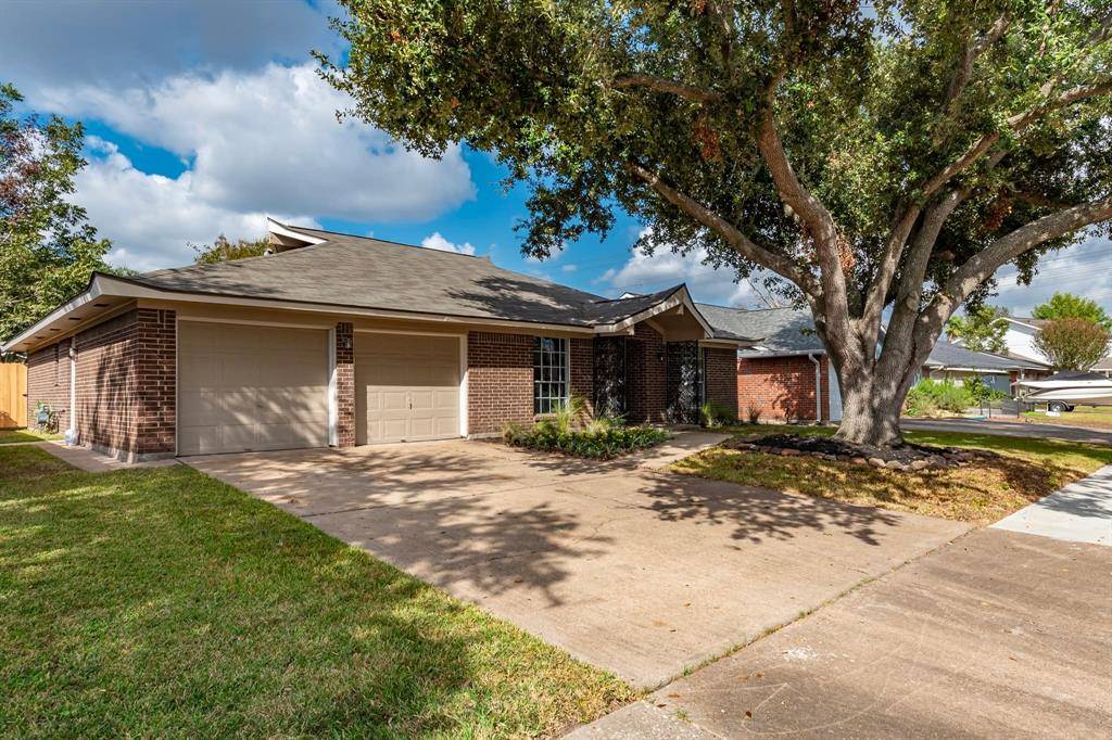 Deer Park, TX 77536,913 N Amy DR