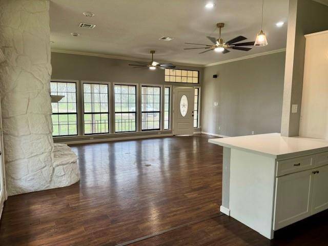 Angleton, TX 77515,327 County Road 735