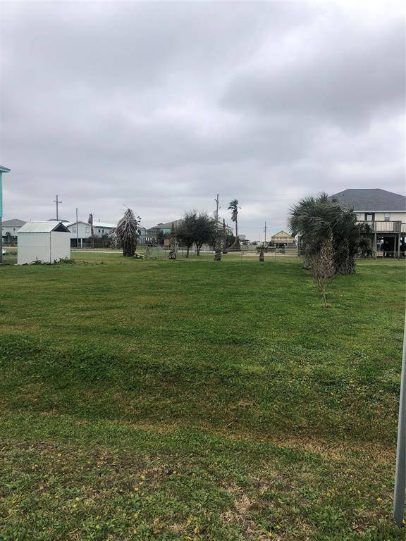 Crystal Beach, TX 77650,967 Surfview DR