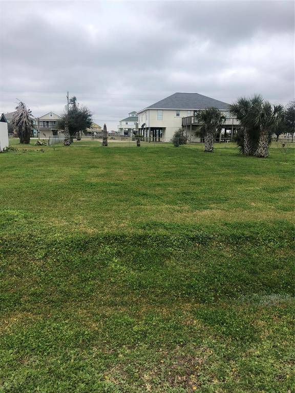 Crystal Beach, TX 77650,967 Surfview DR