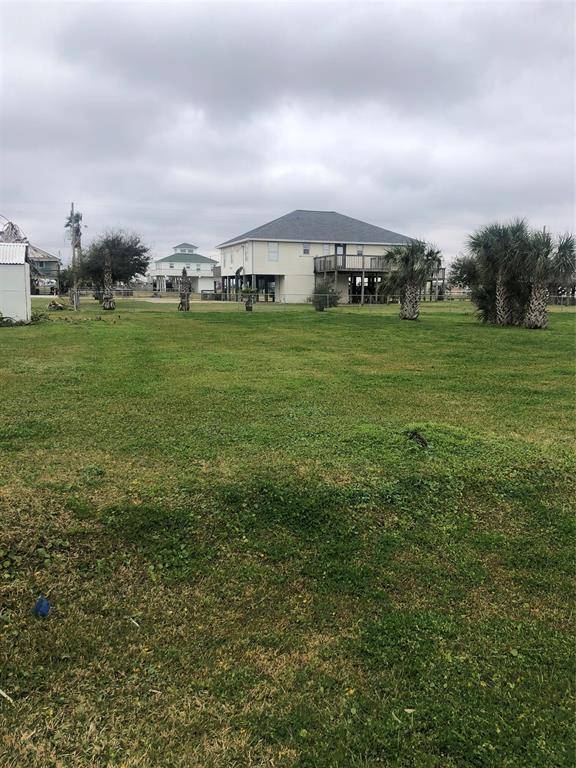 Crystal Beach, TX 77650,967 Surfview DR