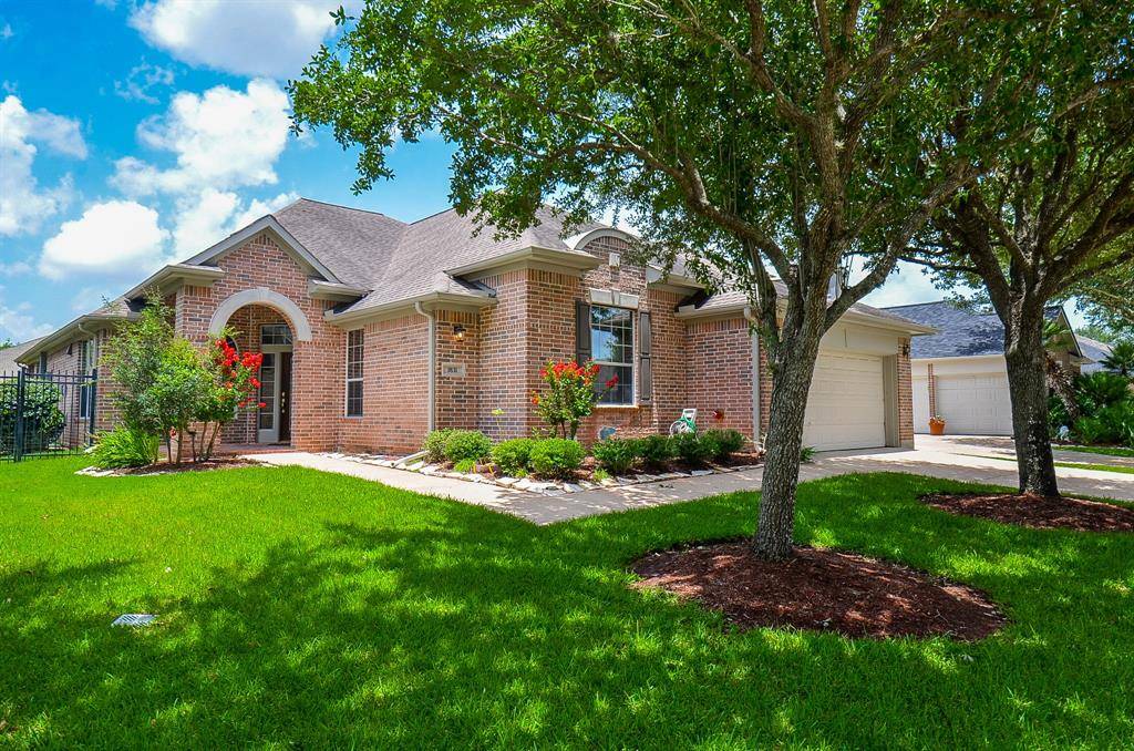 Sugar Land, TX 77479,1831 Shadow Lake DR