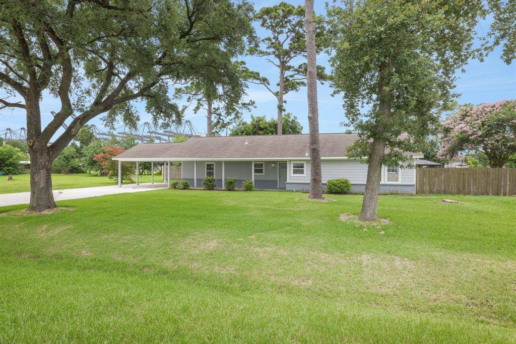 La Porte, TX 77571,519 N Shady LN