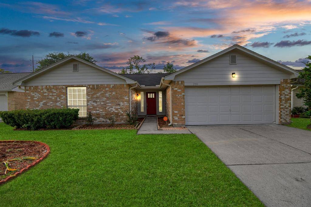 Pearland, TX 77584,2914 S Peach Hollow CIR