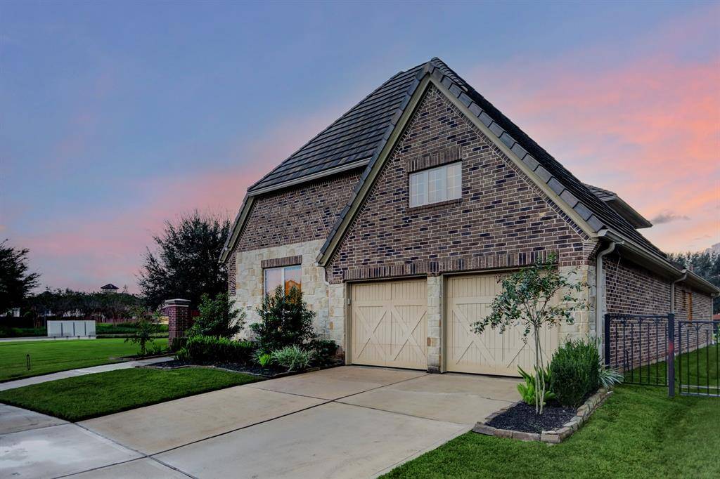 Sugar Land, TX 77479,4007 Sundance Hill LN