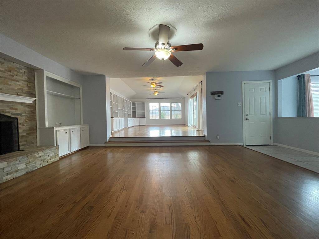 Houston, TX 77059,15714 Mill Point DR
