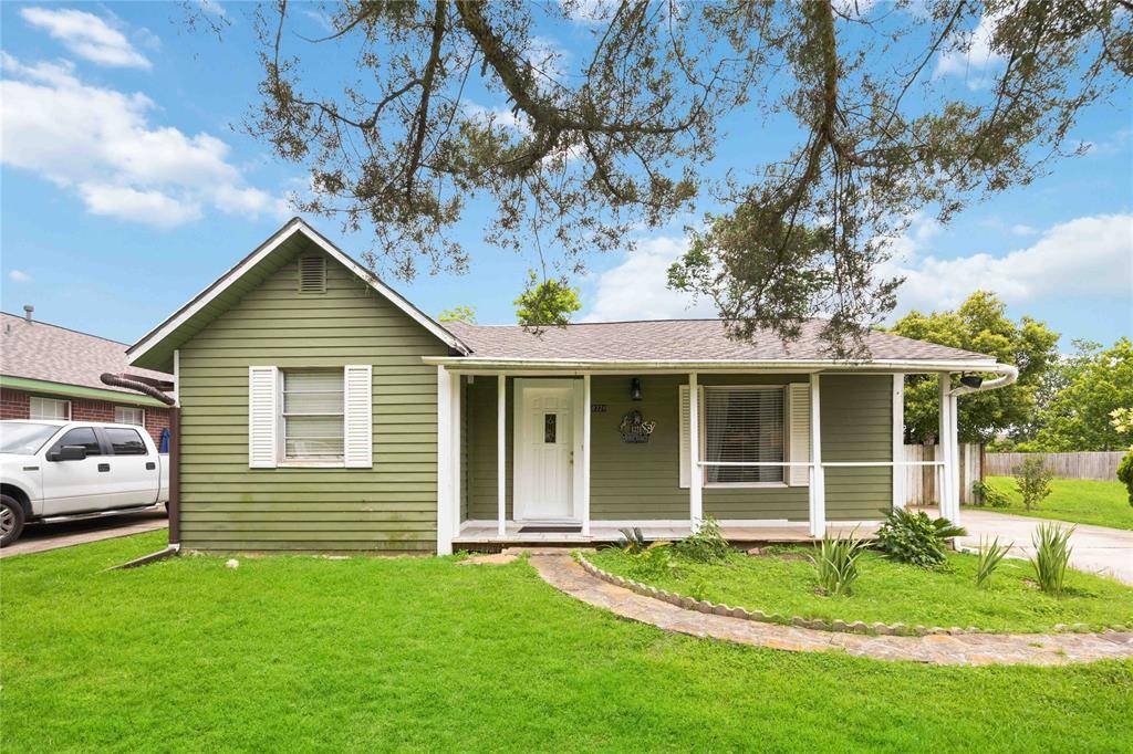 Houston, TX 77075,8328 Winthrop ST